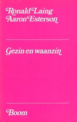 Beeldvergroting: ...op een ver afgelegen boekenplank...