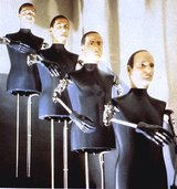 Beeldvergroting: Kraftwerk robots