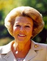 Beeldvergroting: H.M. Koningin Beatrix:?...wel hebben Wij ooit!...?