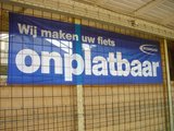 Beeldvergroting: Gezien op een stationsfietsenstalling