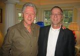 Beeldvergroting: Bill Clinton en Siegfried Woldhek