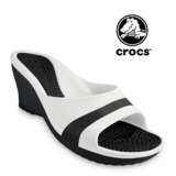 Beeldvergroting: \'...Je meent het! Zijn dat Crocs?...\'